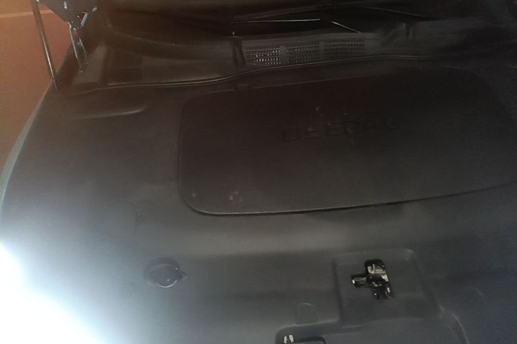 Used Deepal L07 2024 230Max Qiankun Intelligent Driving ADS SE Range-Extended Version Engine Bay Right