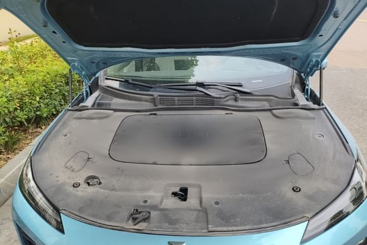 Used Deepal L07 2024 230Max Qiankun Intelligent Driving ADS SE Range-Extended Version Engine Bay
