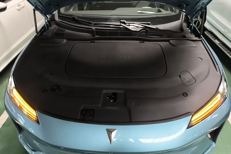 Used Deepal L07 2024 230Max Qiankun Intelligent Driving ADS SE Range-Extended Version Engine Bay