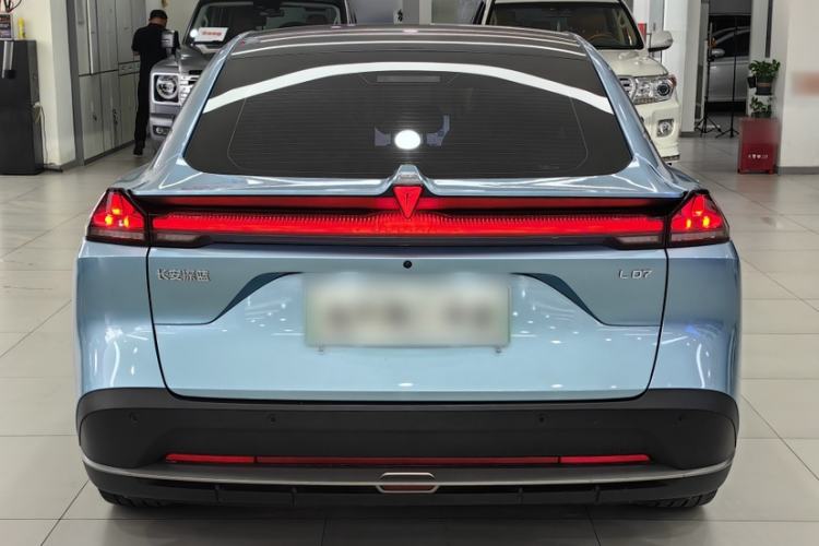 Used Deepal L07 2024 230Max Qiankun Intelligent Driving ADS SE Range-Extended Version Exterior 2