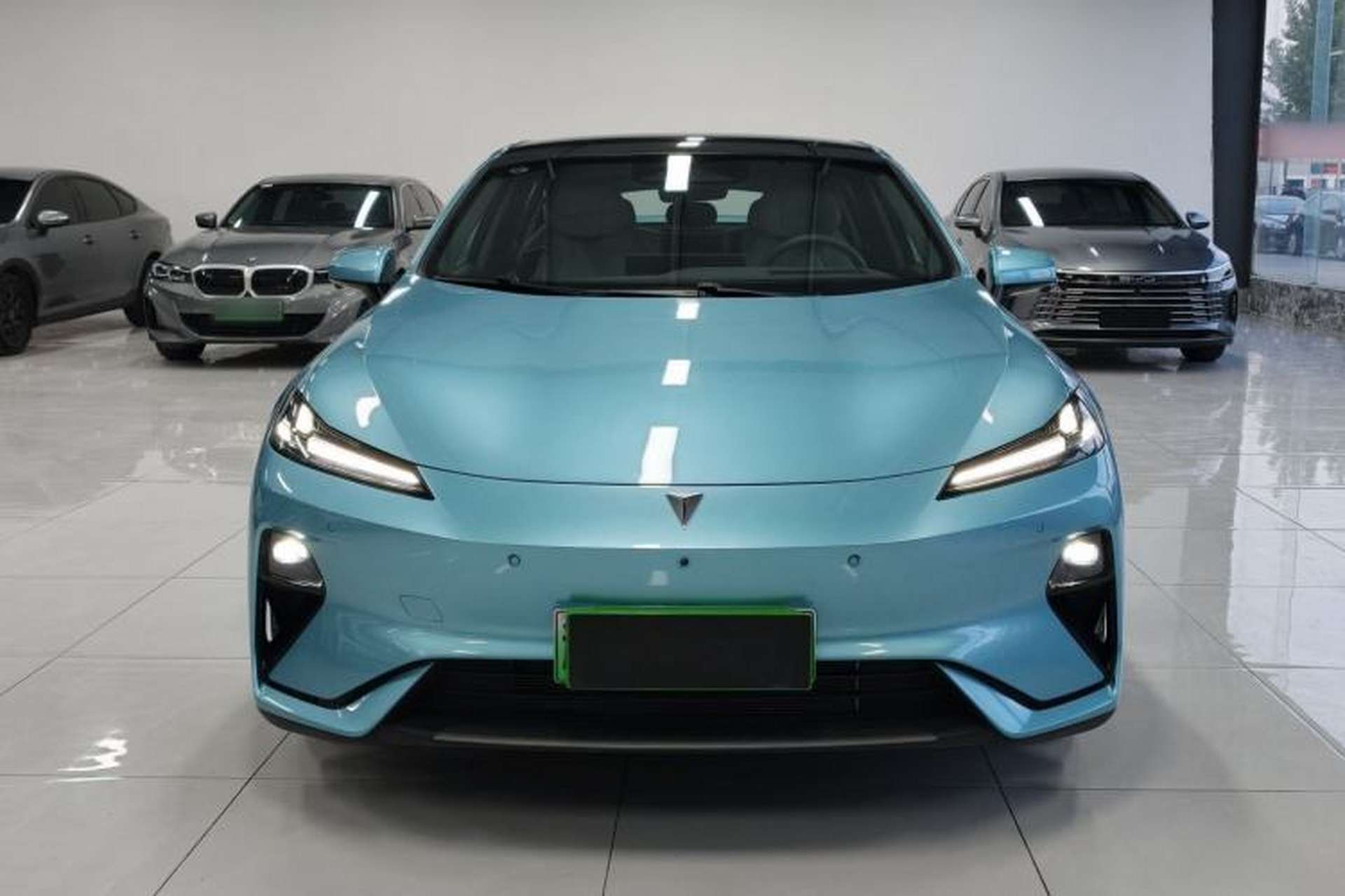 Used Deepal L07 2024 230Max Qiankun Intelligent Driving ADS SE Range-Extended Version Exterior 3