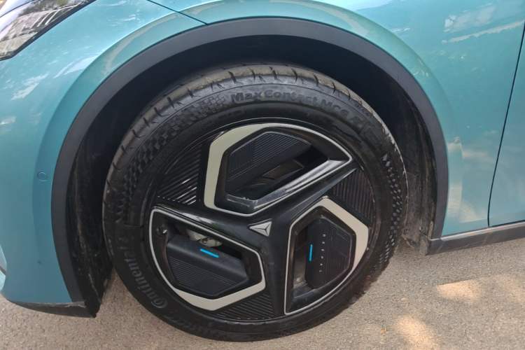Used Deepal L07 2024 530 Max Qiankun Intelligent Driving ADS SE Pure Electric Version Exterior 4