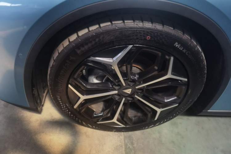 Used Deepal L07 2024 230Max Qiankun Intelligent Driving ADS SE Range-Extended Version Exterior 4