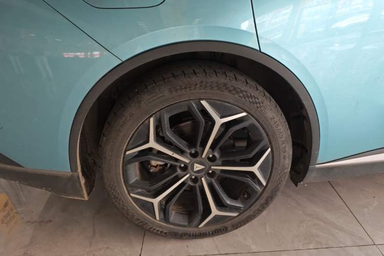 Used Deepal L07 2024 230Max Qiankun Intelligent Driving ADS SE Range-Extended Version Exterior 5