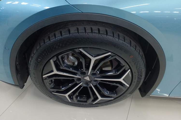 Used Deepal L07 2024 230Max Range-Extended Version Exterior 7