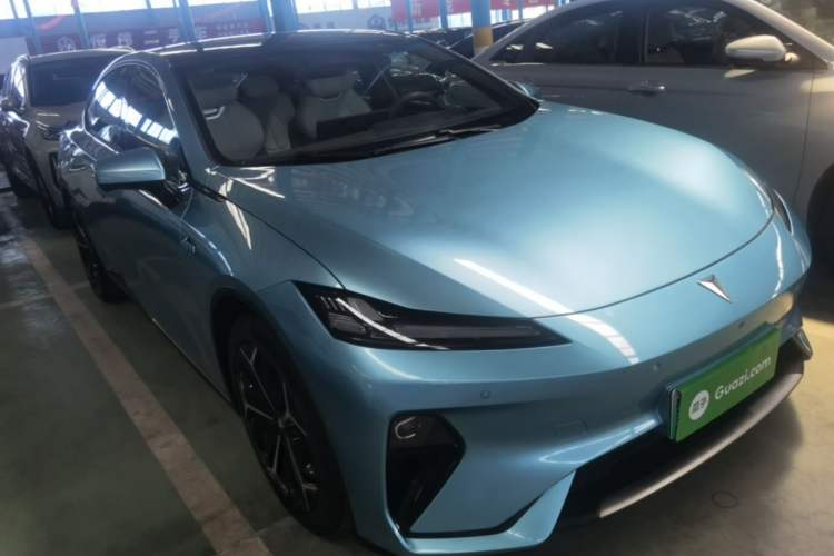Used Deepal L07 2024 230Max Qiankun Intelligent Driving ADS SE Range-Extended Version Front Right 45 Deg