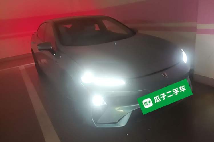 Used Deepal L07 2024 230Max Qiankun Intelligent Driving ADS SE Range-Extended Version Front Right 45 Deg