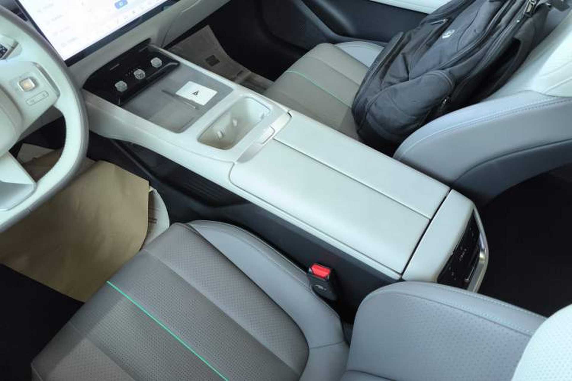 Used Deepal L07 2024 230Max Qiankun Intelligent Driving ADS SE Range-Extended Version Gear Lever
