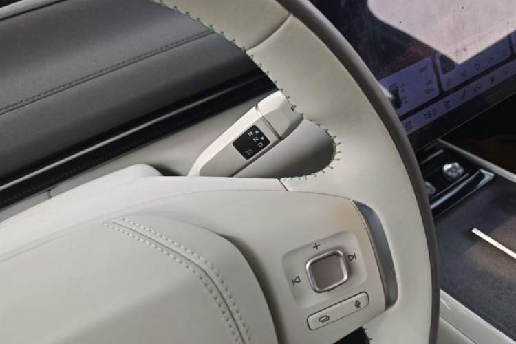 Used Deepal L07 2024 530 Max Qiankun Intelligent Driving ADS SE Pure Electric Version Gear Lever