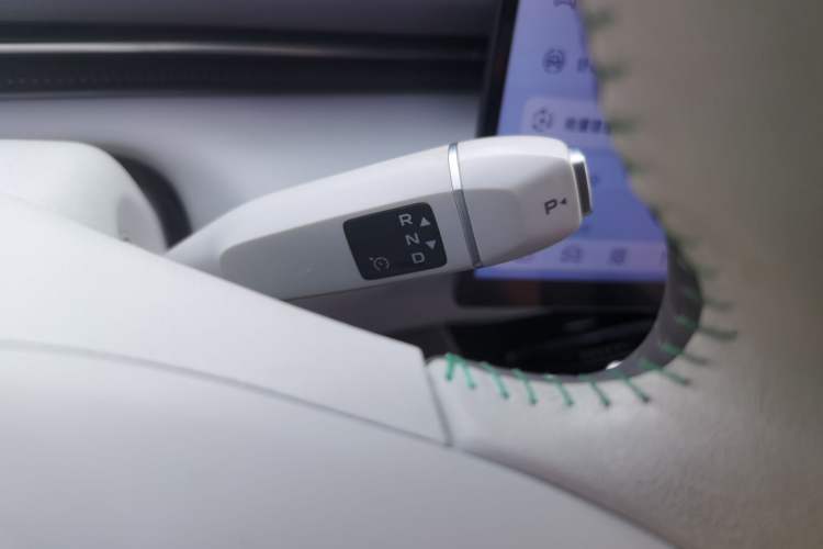 Used Deepal L07 2024 530 Max Qiankun Intelligent Driving ADS SE Pure Electric Version Gear Lever