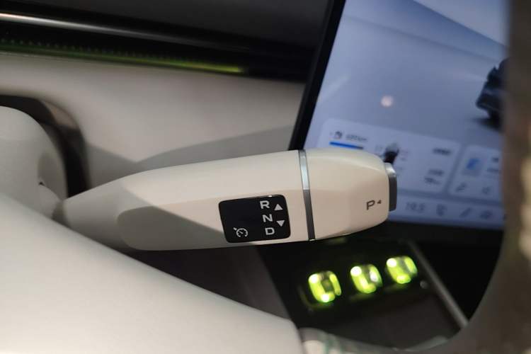 Used Deepal L07 2024 230Max Qiankun Intelligent Driving ADS SE Range-Extended Version Gear Lever