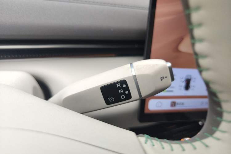 Used Deepal L07 2024 230Max Qiankun Intelligent Driving ADS SE Range-Extended Version Gear Lever