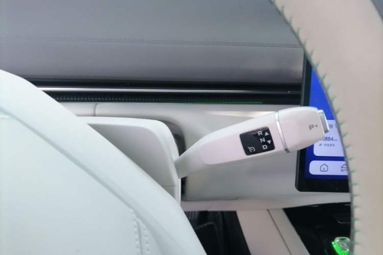 Used Deepal L07 2024 230Max Range-Extended Version Gear Lever
