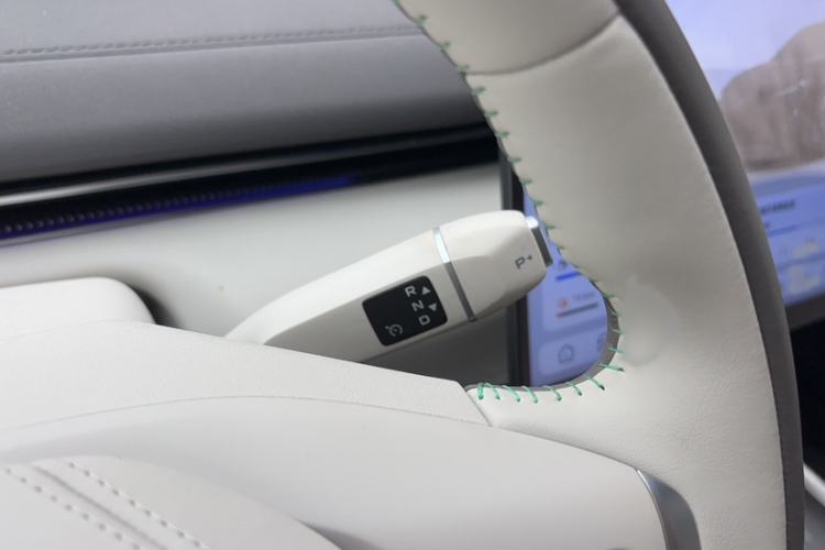 Used Deepal L07 2024 230Max Qiankun Intelligent Driving ADS SE Range-Extended Version Gear Lever