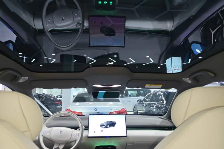 Used Deepal L07 2024 230Max Qiankun Intelligent Driving ADS SE Range-Extended Version Headliner