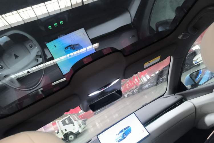 Used Deepal L07 2024 230Max Qiankun Intelligent Driving ADS SE Range-Extended Version Headliner
