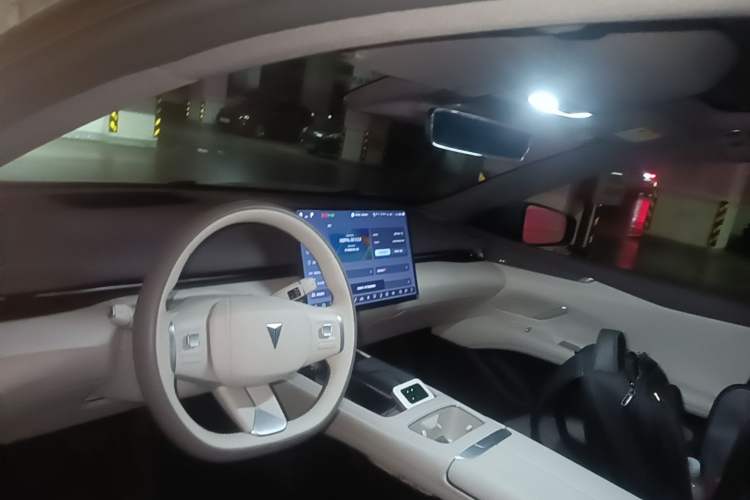 Used Deepal L07 2024 230Max Qiankun Intelligent Driving ADS SE Range-Extended Version Headliner