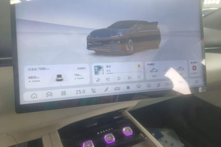 Used Deepal L07 2024 230Max Qiankun Intelligent Driving ADS SE Range-Extended Version Instrument Cluster