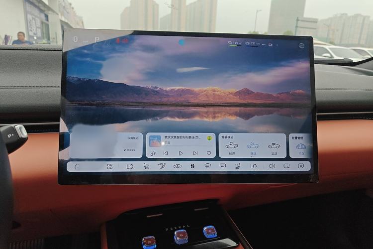Used Deepal L07 2024 230Max Qiankun Intelligent Driving ADS SE Range-Extended Version Instrument Cluster