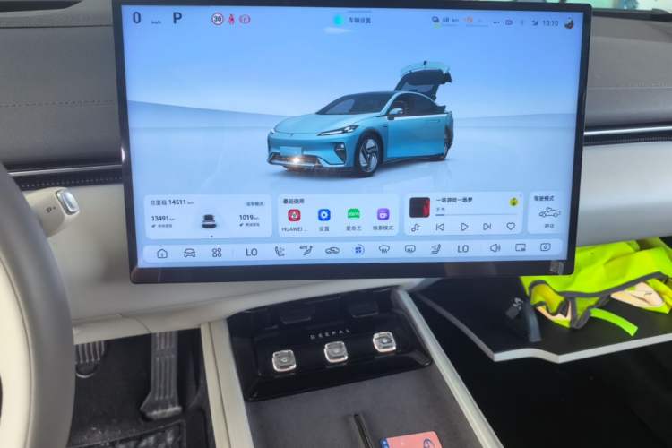 Used Deepal L07 2024 230Max Qiankun Intelligent Driving ADS SE Range-Extended Version Instrument Cluster