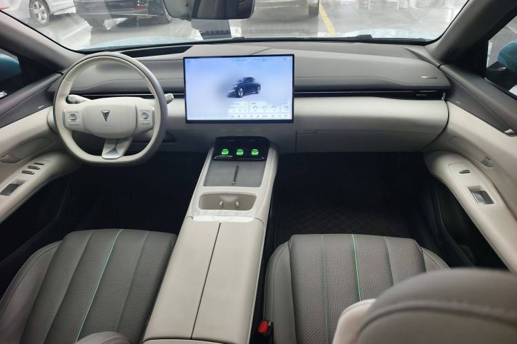 Used Deepal L07 2024 230Max Qiankun Intelligent Driving ADS SE Range-Extended Version Interior 1