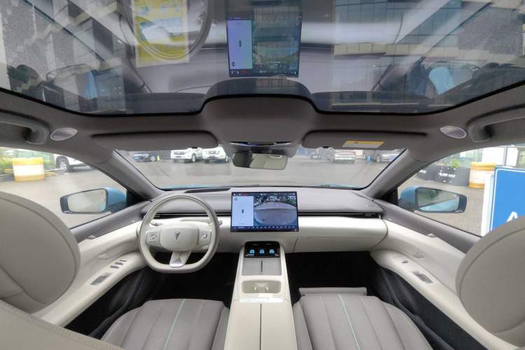 Used Deepal L07 2024 230Max Qiankun Intelligent Driving ADS SE Range-Extended Version Interior 3