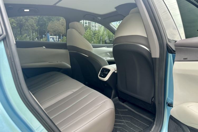 Used Deepal L07 2024 230Max Qiankun Intelligent Driving ADS SE Range-Extended Version Interior 3