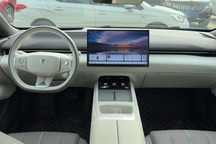 Used Deepal L07 2024 230Max Qiankun Intelligent Driving ADS SE Range-Extended Version Interior 3
