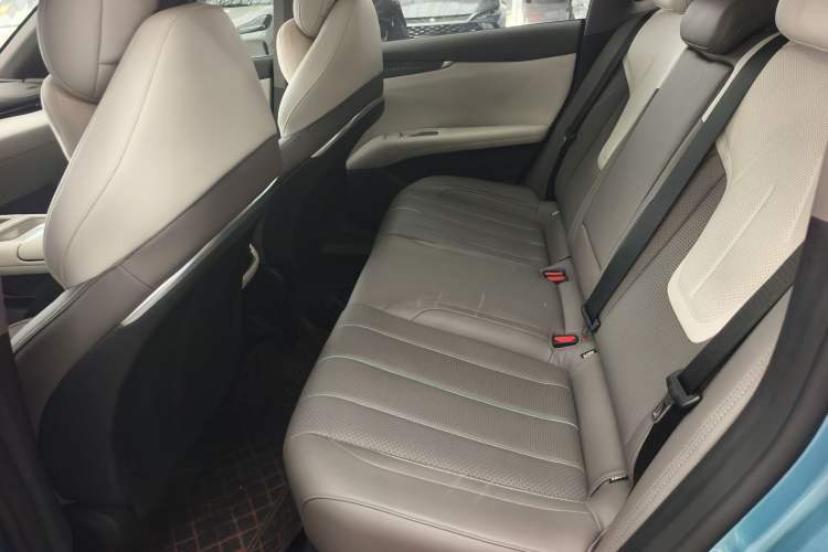 Used Deepal L07 2024 230Max Qiankun Intelligent Driving ADS SE Range-Extended Version Interior 4