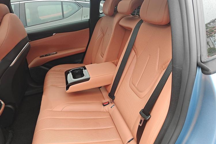 Used Deepal L07 2024 230Max Qiankun Intelligent Driving ADS SE Range-Extended Version Interior 4