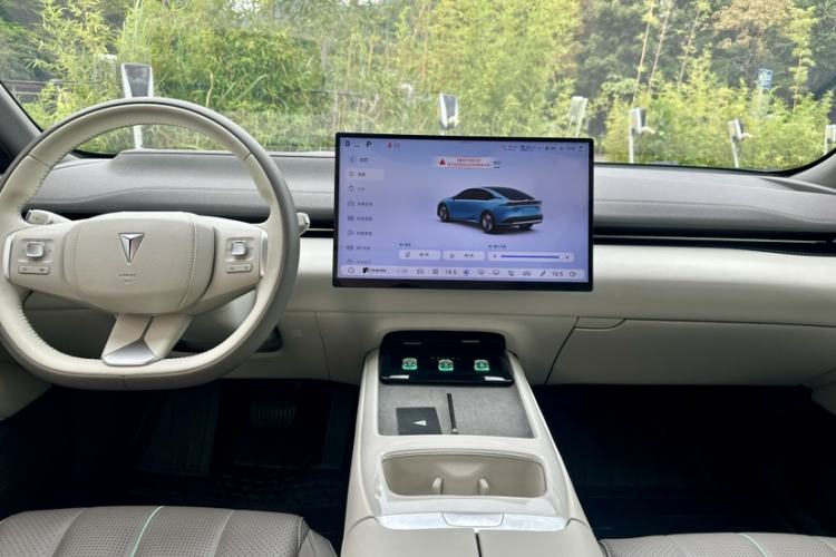 Used Deepal L07 2024 230Max Qiankun Intelligent Driving ADS SE Range-Extended Version Interior 8
