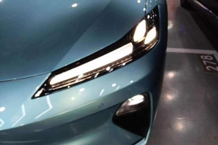 Used Deepal L07 2024 230Max Qiankun Intelligent Driving ADS SE Range-Extended Version Left Front Headlight