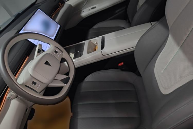 Used Deepal L07 2024 230Max Qiankun Intelligent Driving ADS SE Range-Extended Version Left Front Seat