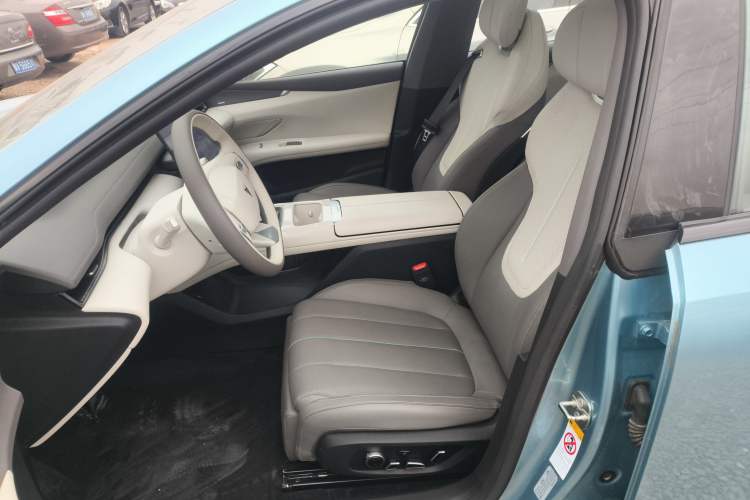Used Deepal L07 2024 230Max Qiankun Intelligent Driving ADS SE Range-Extended Version Left Front Seat