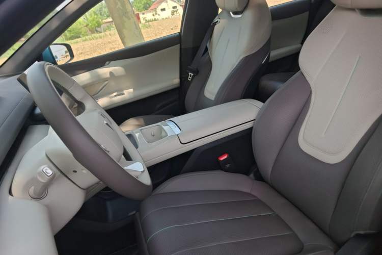 Used Deepal L07 2024 530 Max Qiankun Intelligent Driving ADS SE Pure Electric Version Left Front Seat