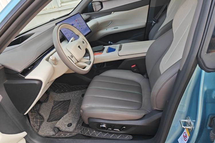 Used Deepal L07 2024 530 Max Qiankun Intelligent Driving ADS SE Pure Electric Version Left Front Seat