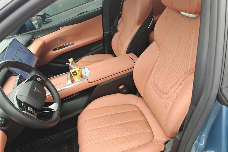 Used Deepal L07 2024 230Max Qiankun Intelligent Driving ADS SE Range-Extended Version Left Front Seat
