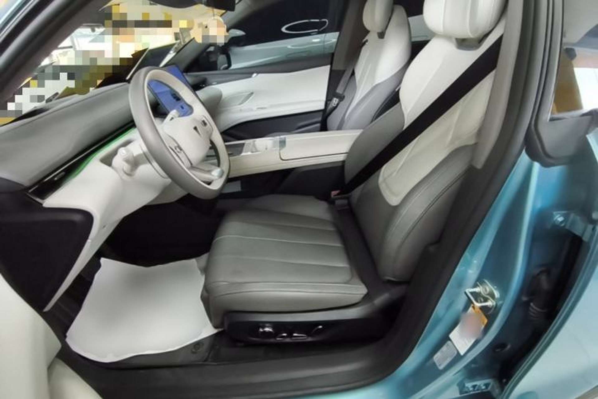 Used Deepal L07 2024 230Max Qiankun Intelligent Driving ADS SE Range-Extended Version Left Front Seat