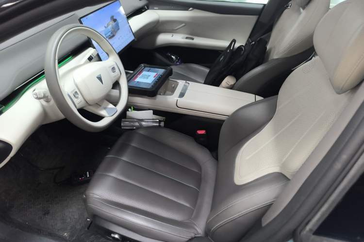 Used Deepal L07 2024 230Max Qiankun Intelligent Driving ADS SE Range-Extended Version Left Front Seat