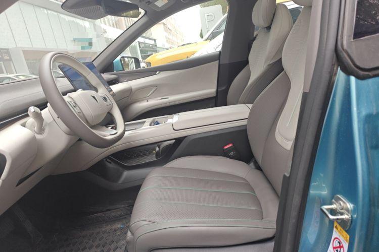Used Deepal L07 2024 230Max Qiankun Intelligent Driving ADS SE Range-Extended Version Left Front Seat