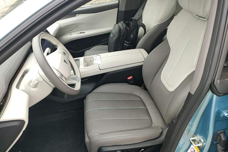 Used Deepal L07 2024 230Max Qiankun Intelligent Driving ADS SE Range-Extended Version Left Front Seat