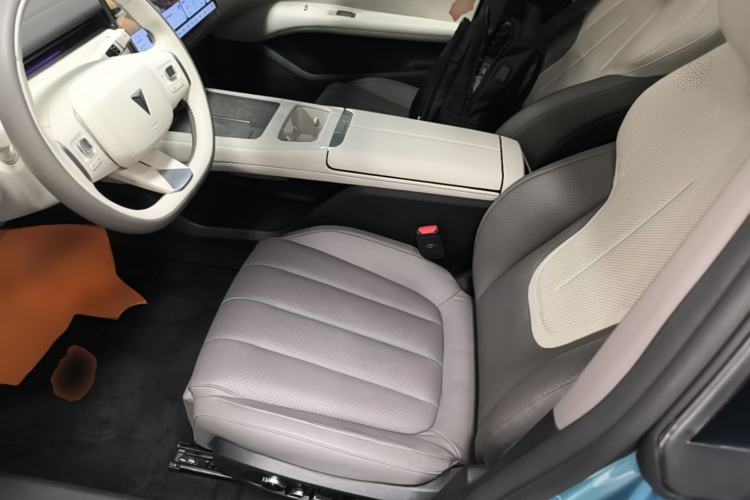 Used Deepal L07 2024 230Max Qiankun Intelligent Driving ADS SE Range-Extended Version Left Front Seat