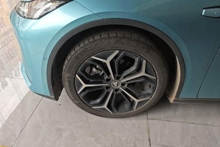 Used Deepal L07 2024 230Max Qiankun Intelligent Driving ADS SE Range-Extended Version Left Front Wheel Hub