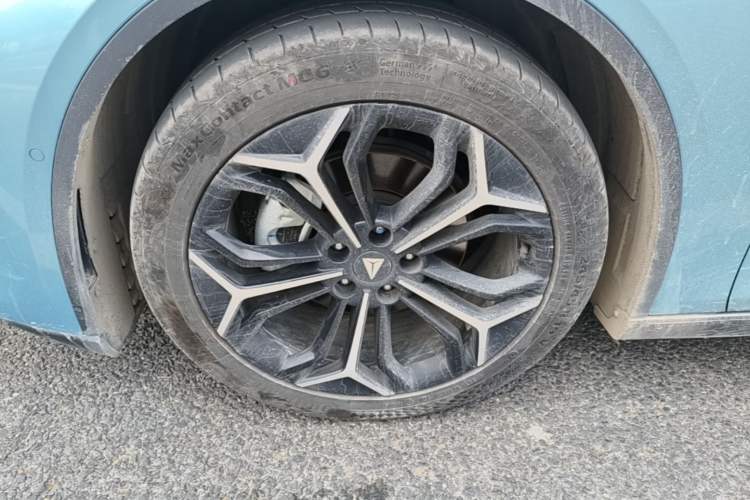 Used Deepal L07 2024 230Max Qiankun Intelligent Driving ADS SE Range-Extended Version Left Front Wheel Hub