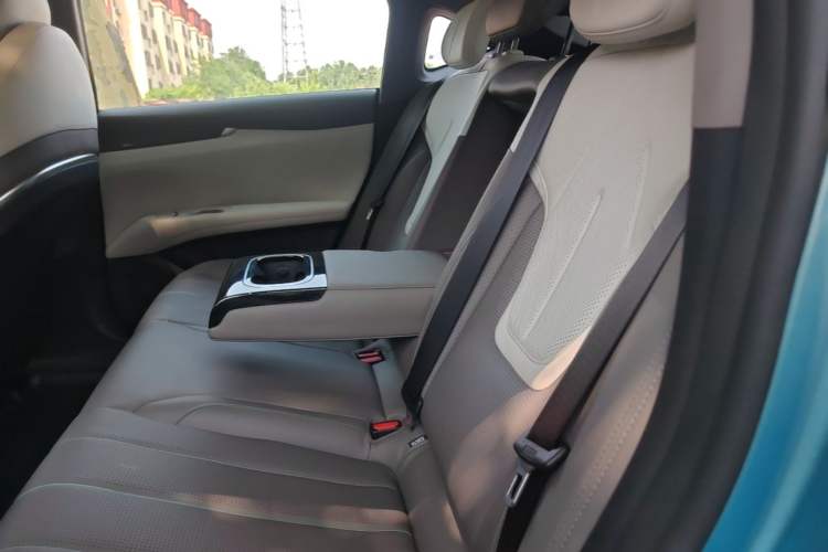 Used Deepal L07 2024 530 Max Qiankun Intelligent Driving ADS SE Pure Electric Version Left Rear Seat