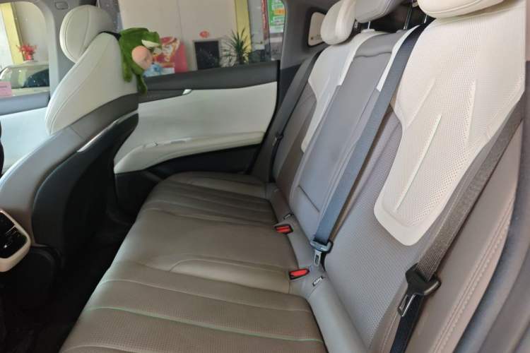Used Deepal L07 2024 230Max Qiankun Intelligent Driving ADS SE Range-Extended Version Left Rear Seat
