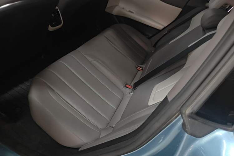 Used Deepal L07 2024 230Max Qiankun Intelligent Driving ADS SE Range-Extended Version Left Rear Seat