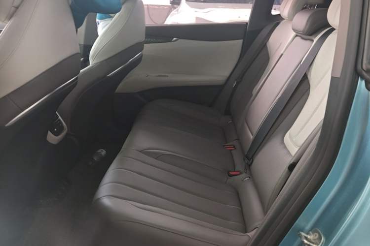 Used Deepal L07 2024 230Max Qiankun Intelligent Driving ADS SE Range-Extended Version Left Rear Seat
