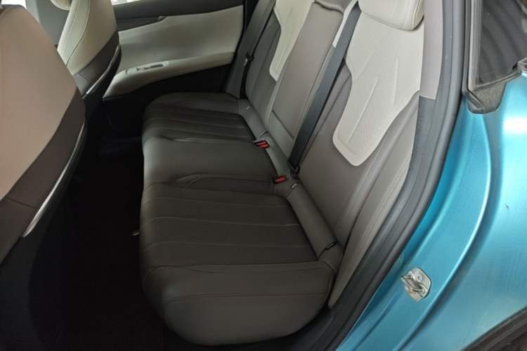 Used Deepal L07 2024 230Max Qiankun Intelligent Driving ADS SE Range-Extended Version Left Rear Seat