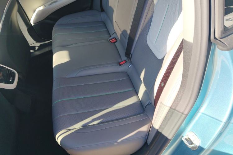 Used Deepal L07 2024 300Max Qiankun Intelligent Driving ADS SE Range-Extended Version Left Rear Seat
